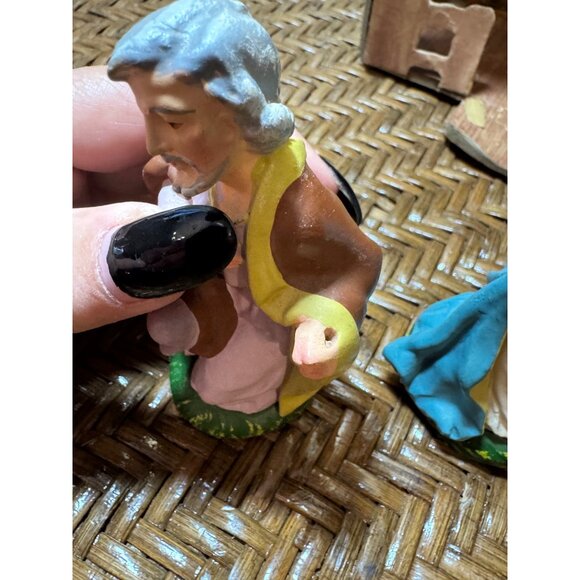 Vintage Hand-Painted Nativity Scene Set Of 12 Figurines And A Manger - Picture 12 of 15